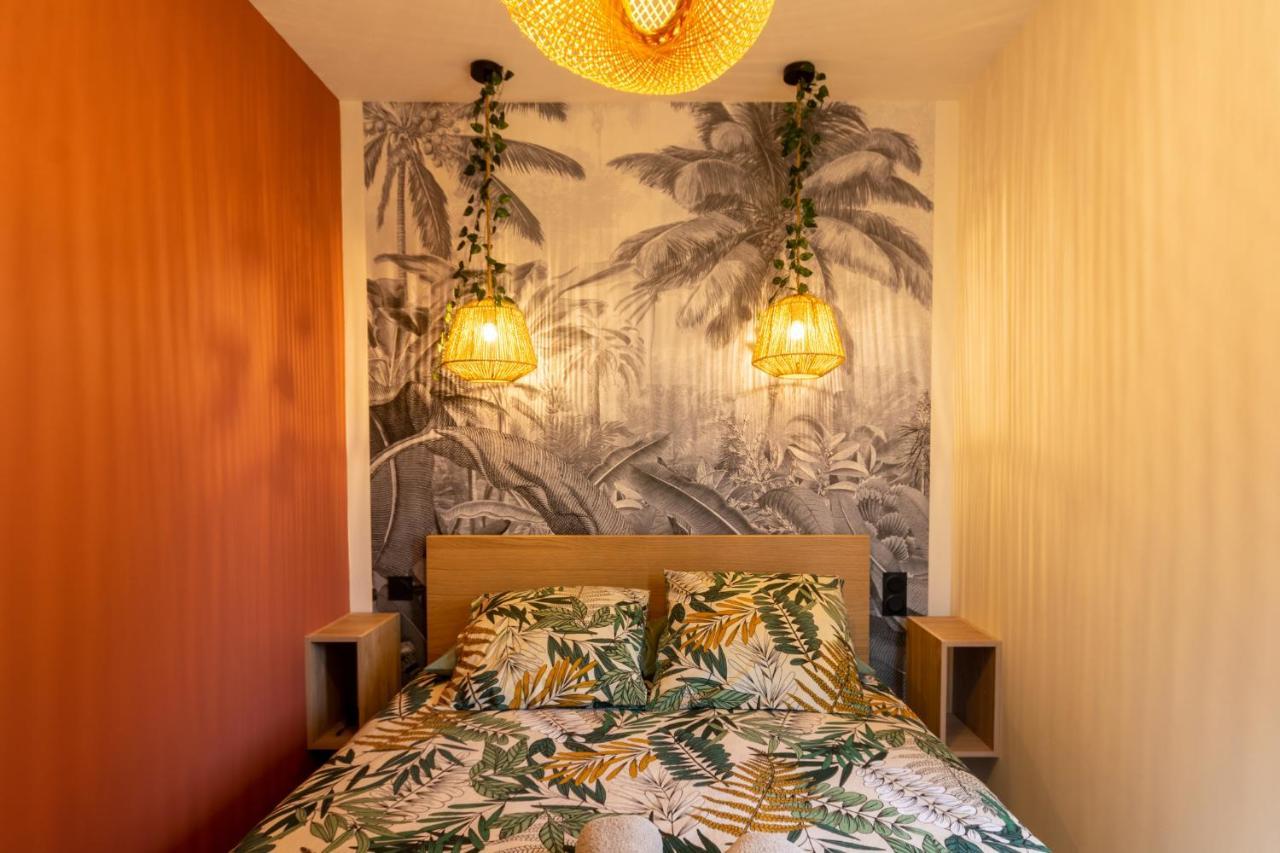 Suite Jungle - Jardin, Netflix Et Parking - Le Manoir Aux Pommes Orbec Exteriör bild